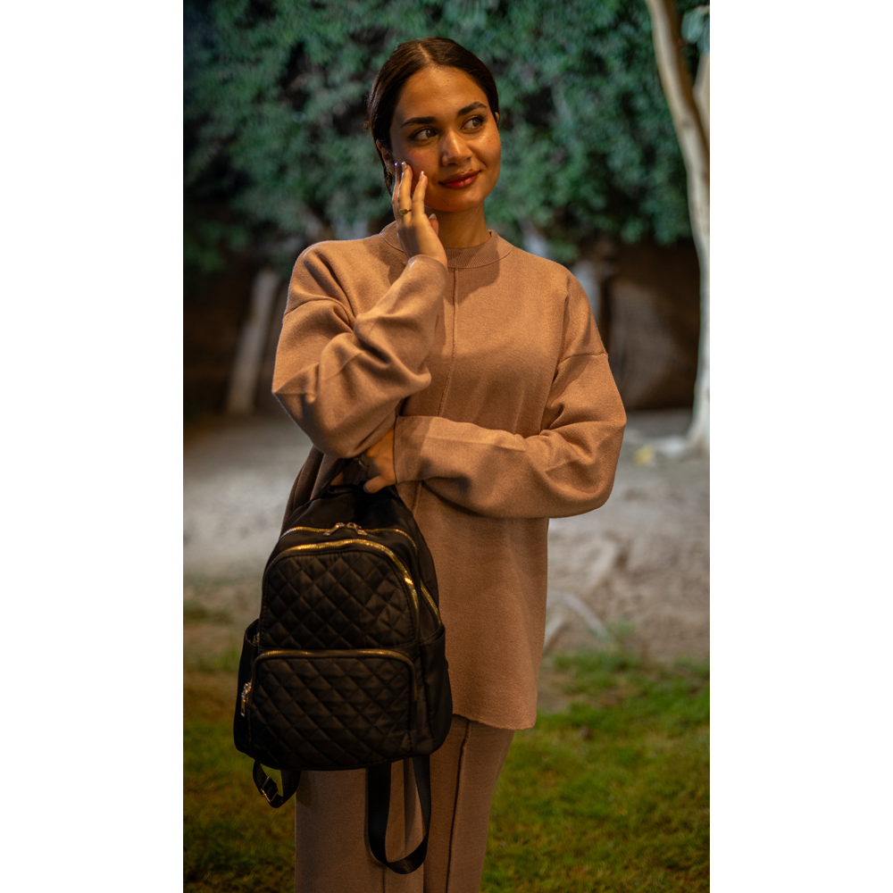 modern elegance kint () modern elegance kint ()